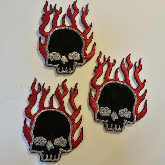 **SOLD** Iron On Patch Skull BoNES Pink Red Bow appliqué Lot of 25 - Picture 7 of 8